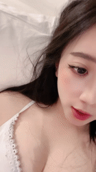 【源码自录】顶级骚货【黑化小绵】P1 黑长直御姐扒逼揉胸，无毛一线天小骚逼揉捏淫叫超级带感3月27日-4月18日【26V/21.8GB/】